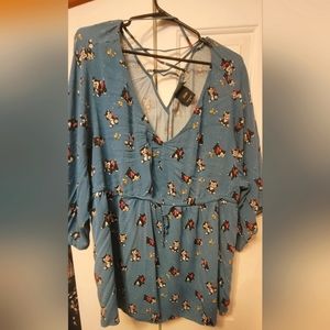 Torrid Disney Size 4 Top